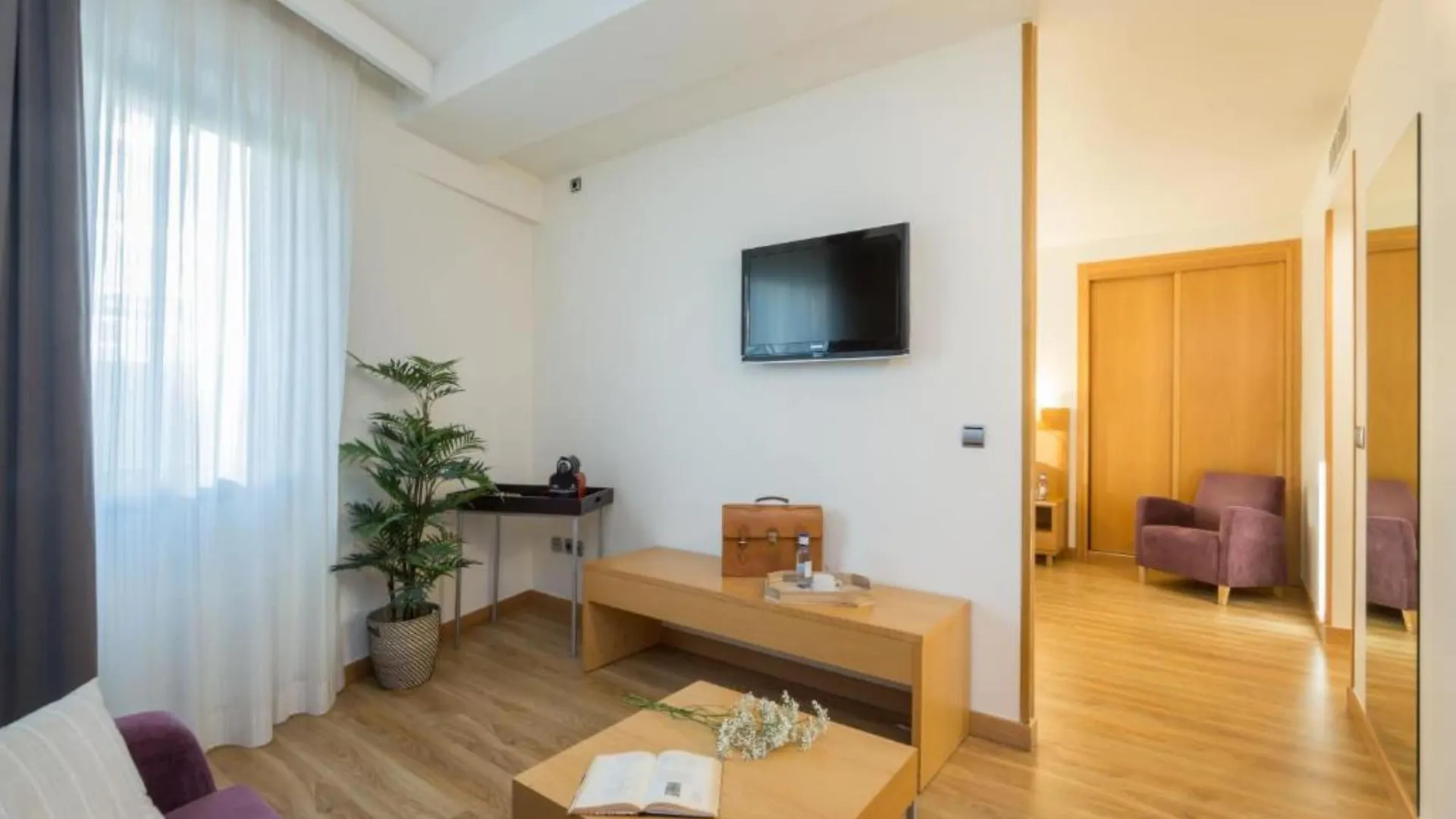 Hotel Palacio De Aiete Σαν Σεμπαστιάν 4*,
